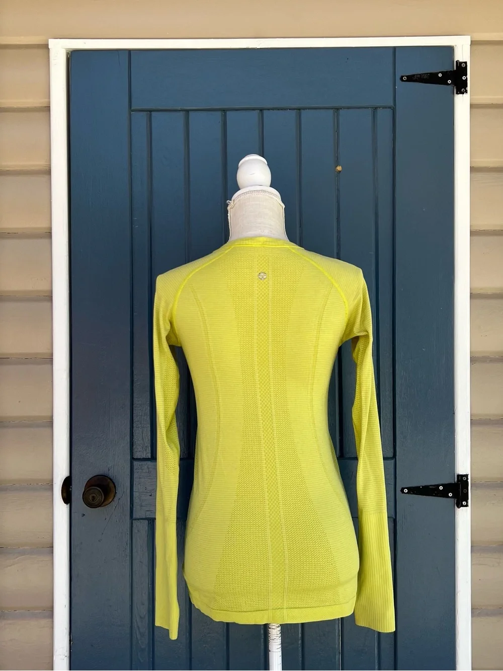lululemon athletica there no
